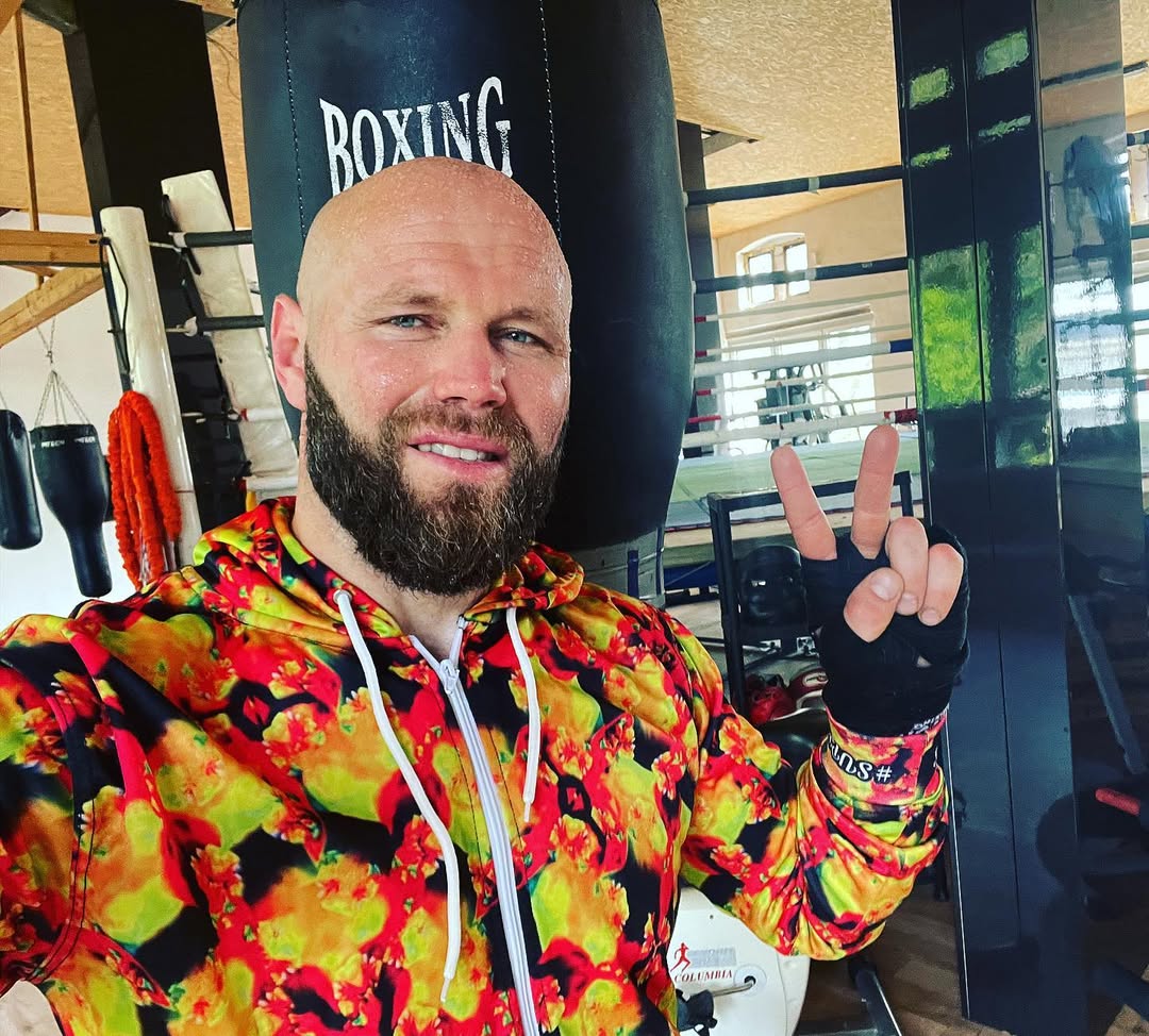 CryptoBoxers Instagram post